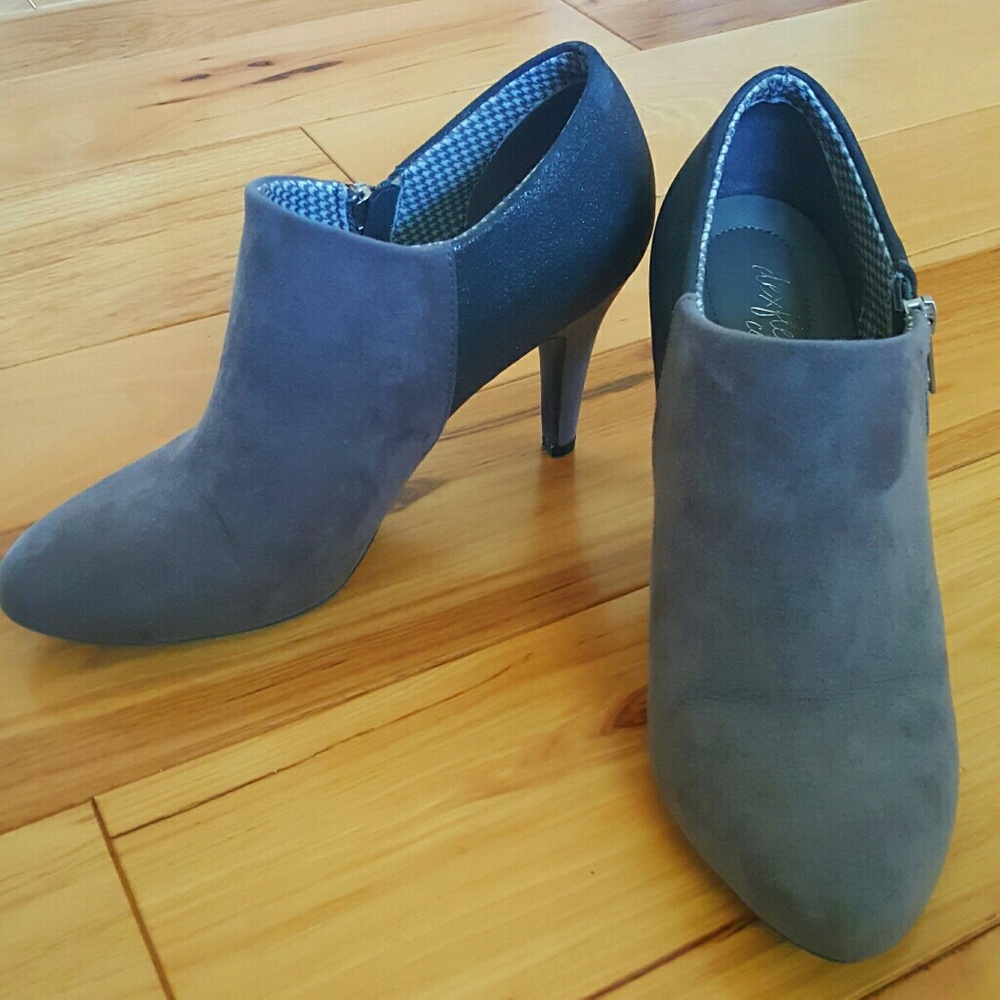Two-tone Grey Ankle Booties